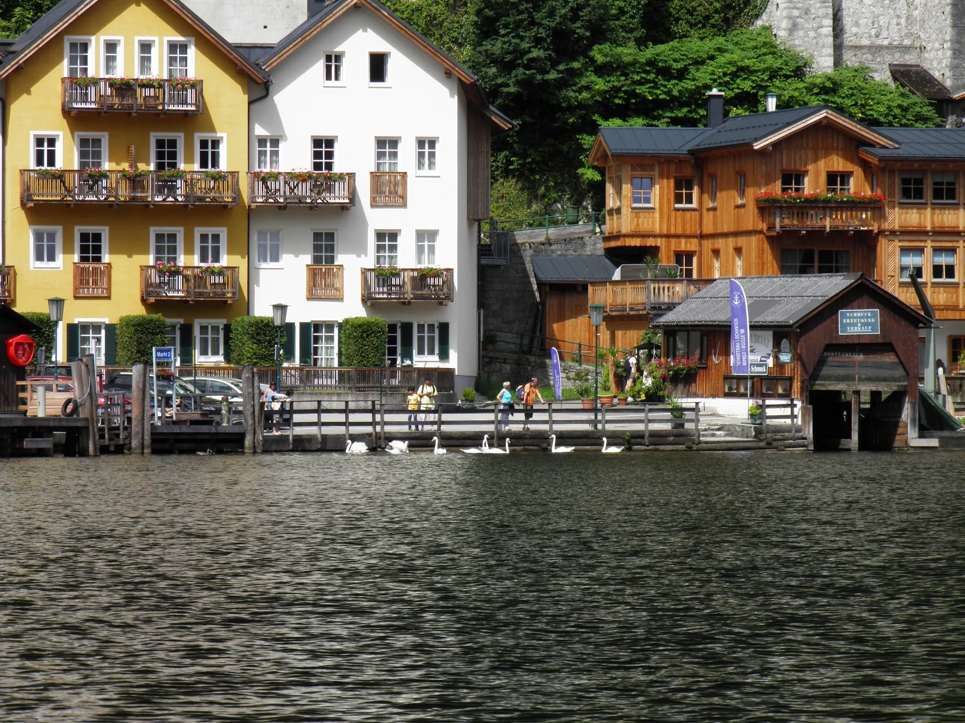 Electric Boat Rental on Lake Hallstatt