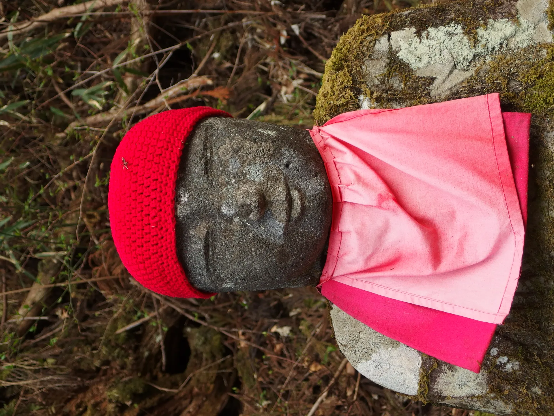 Kanmangafuchi Jizo Trail