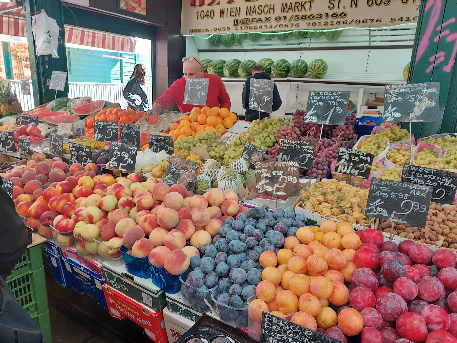 Vienna Naschmarkt Guided Food Tasting Tour