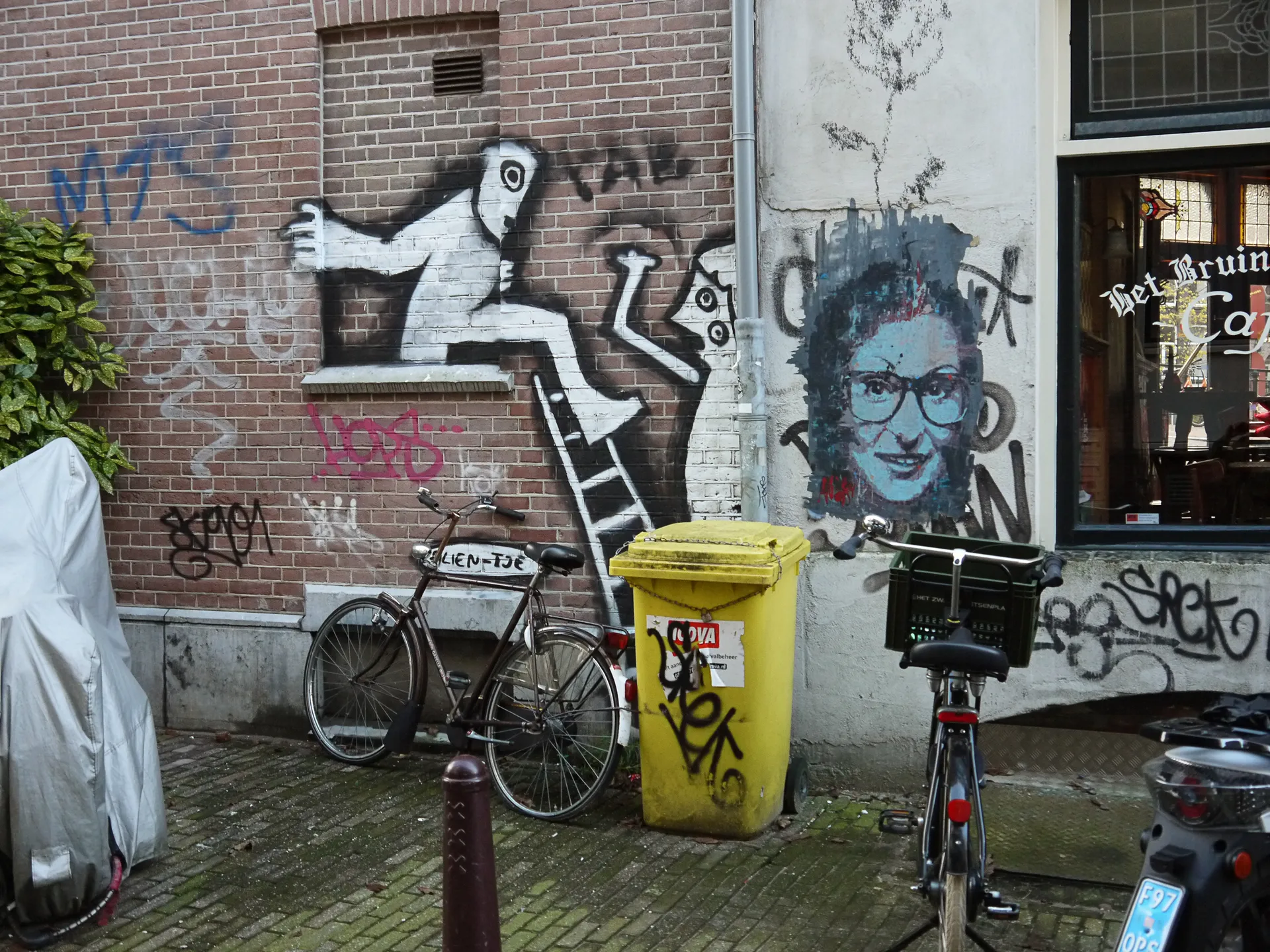 Jordaan Canal Houses