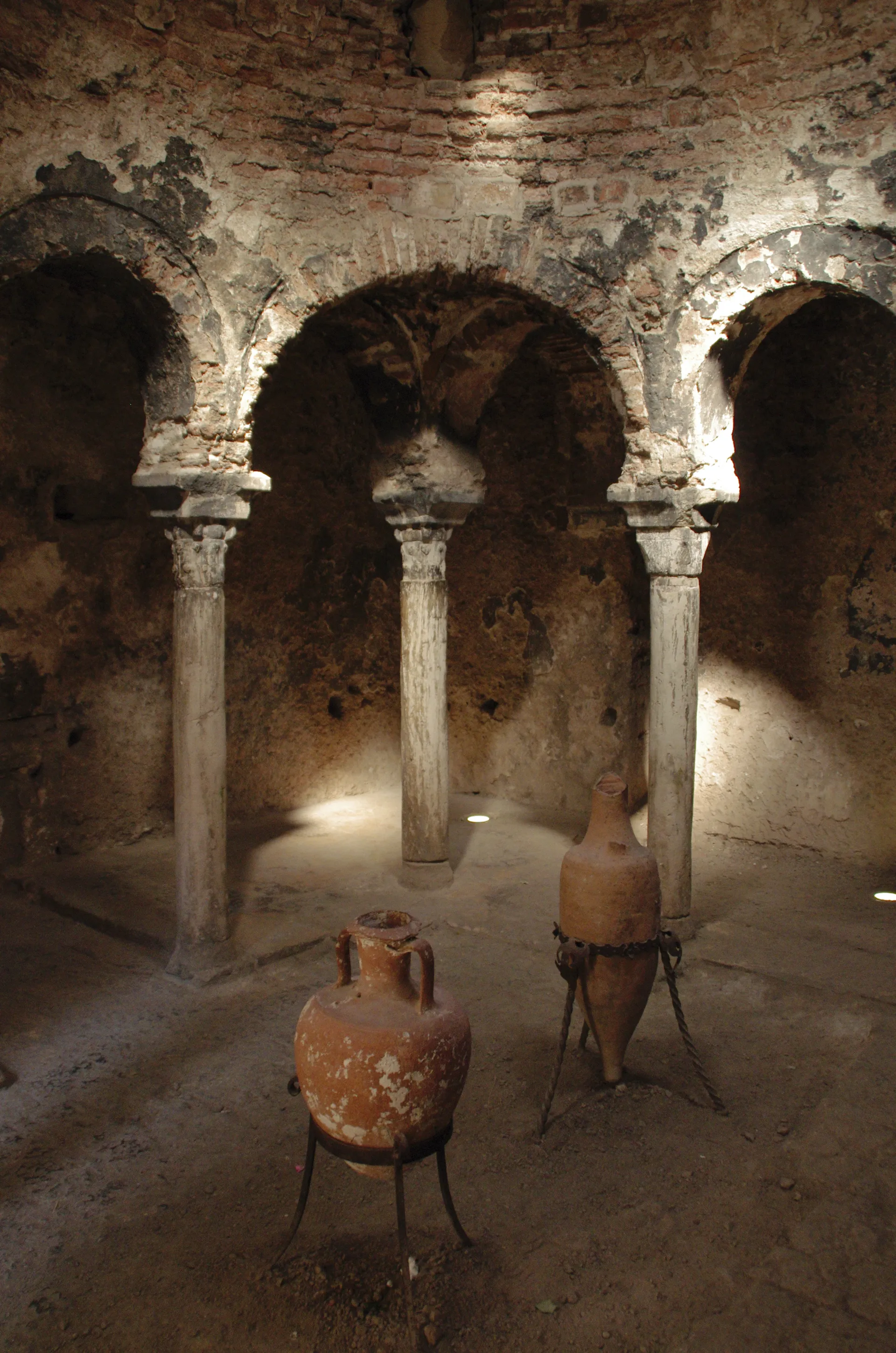 Banys Arabs (Arab Baths)