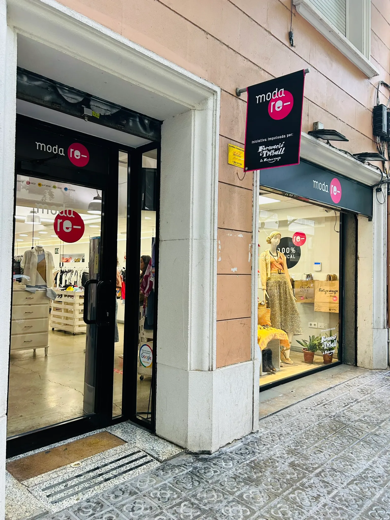 Botiga Amiga Sant Antoni (Moda Re-)