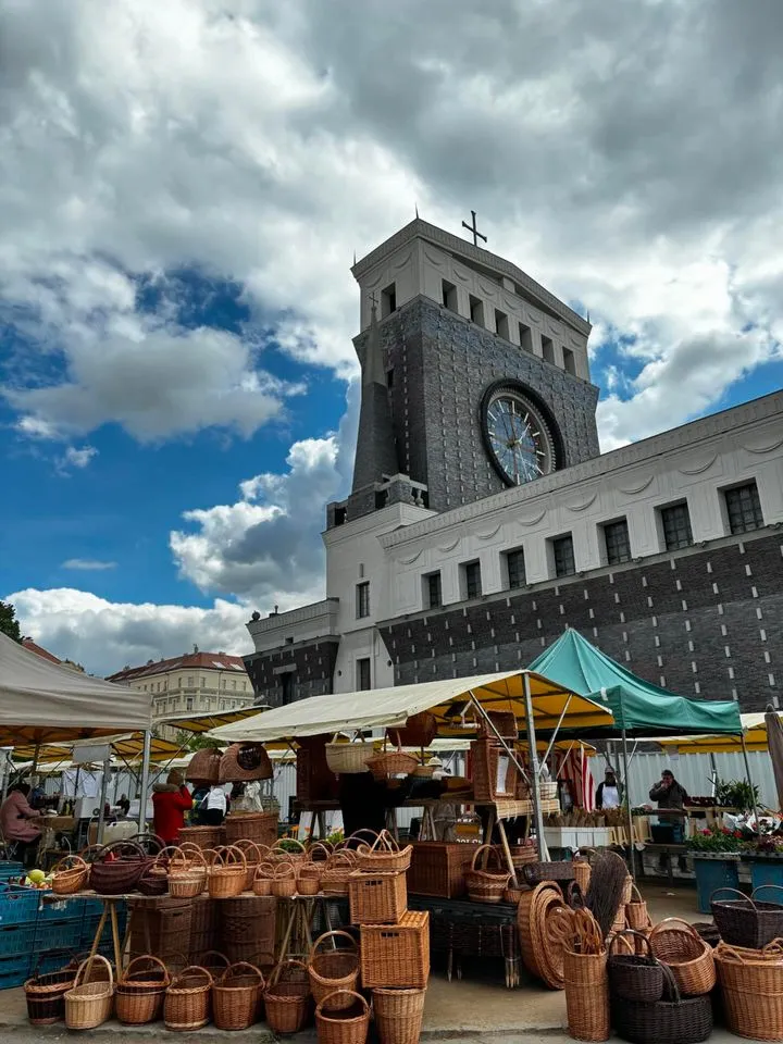 Farmers' Market at Jiřák (Farmářské tržiště Jiřák)