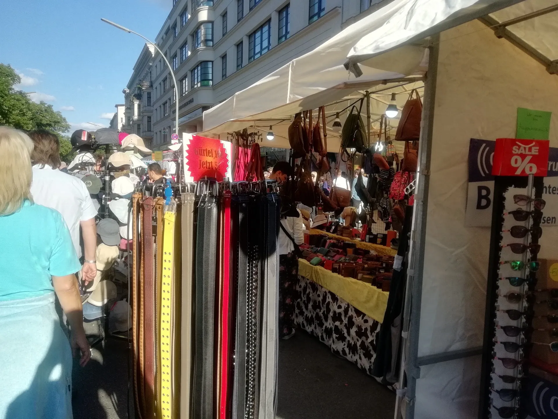 Flohmarkt am Marheinekeplatz