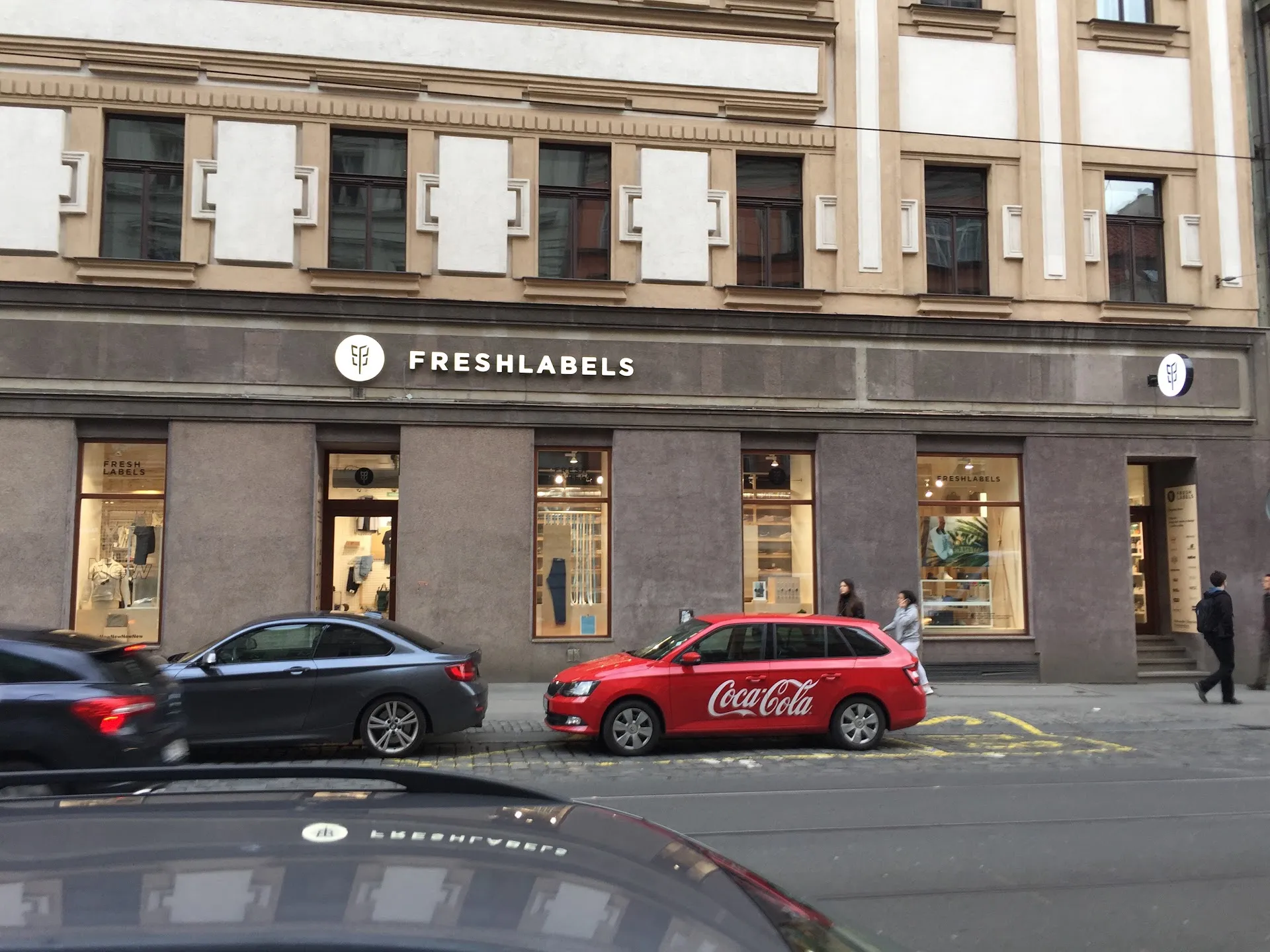 Freshlabels Flagship Store