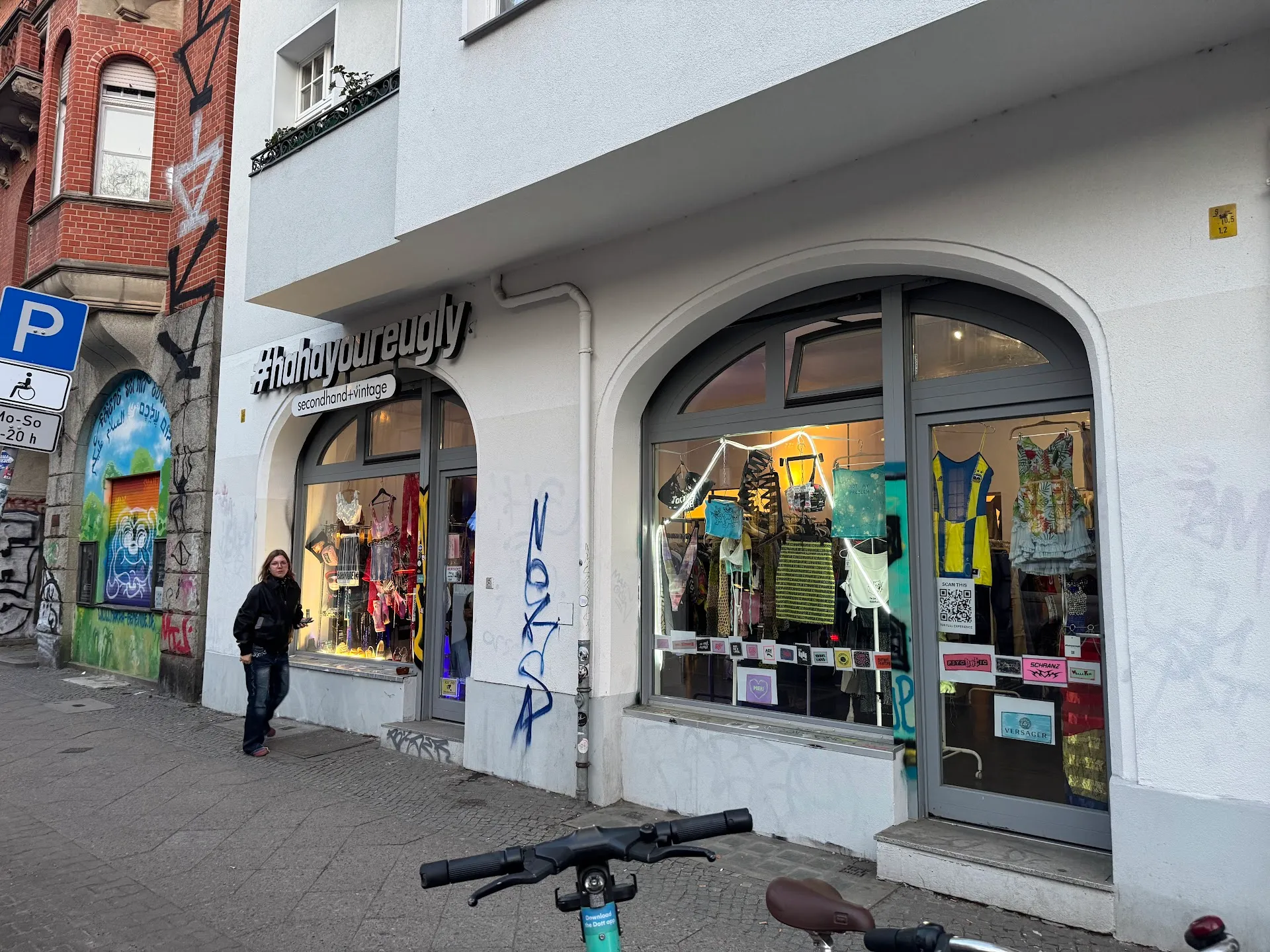 HAHAYOUREUGLY Berlin Vintage + Secondhand