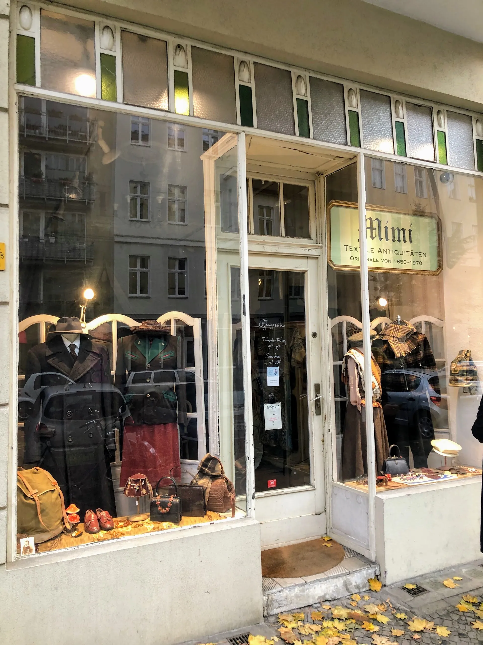 Mimi – Textile Antiquitäten