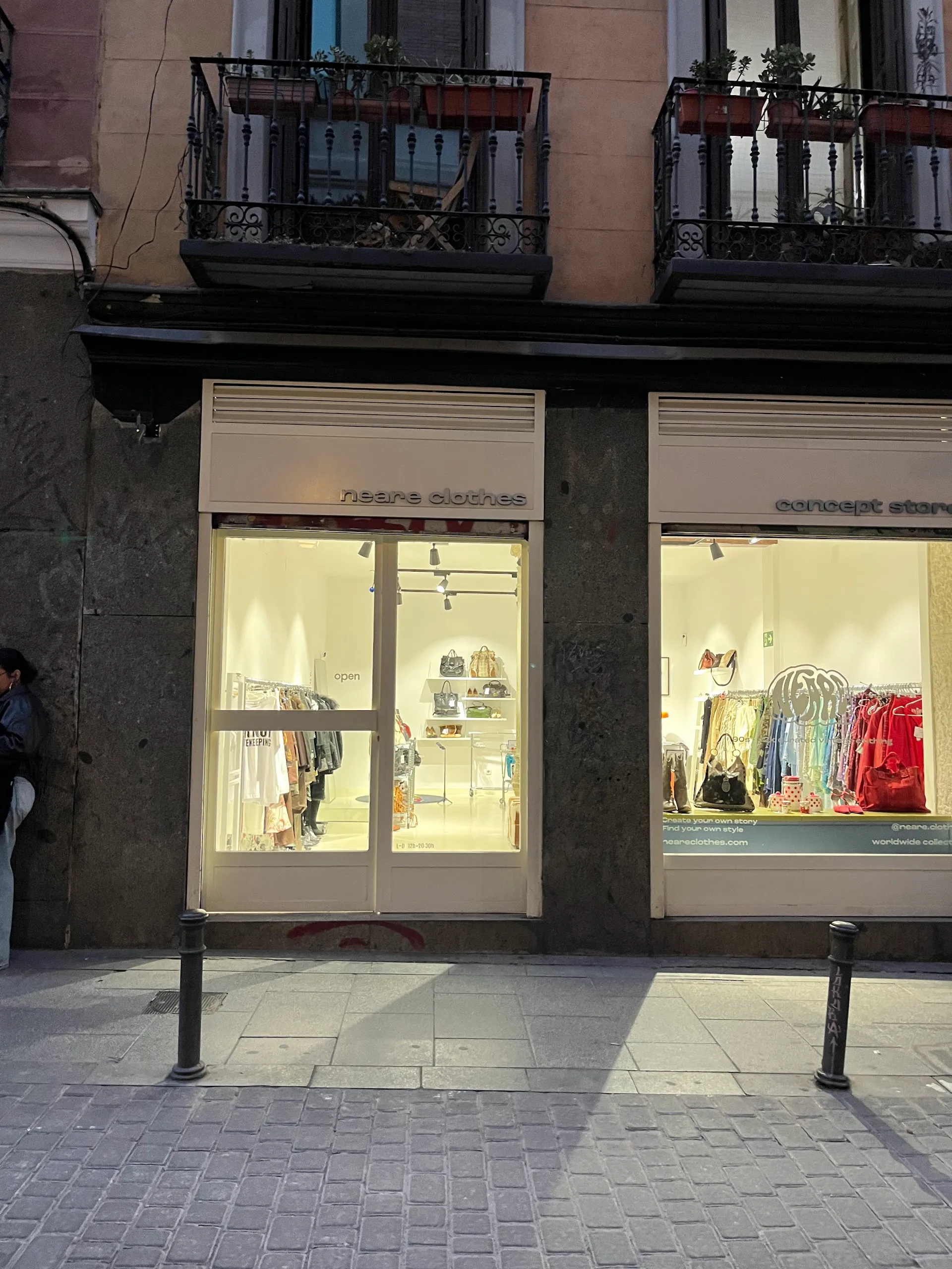 Neare Clothes