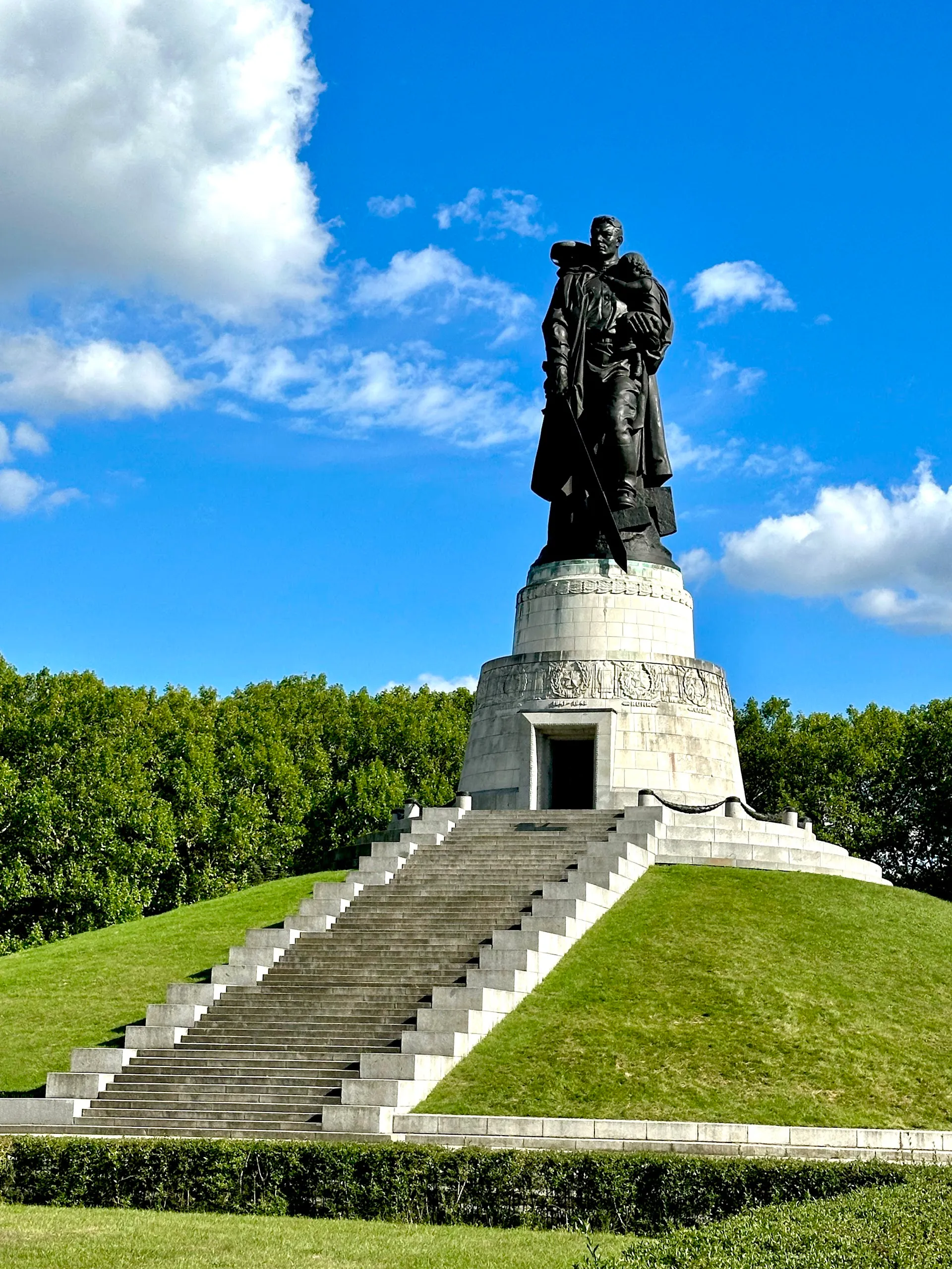 Treptower Park Soviet War Memorial